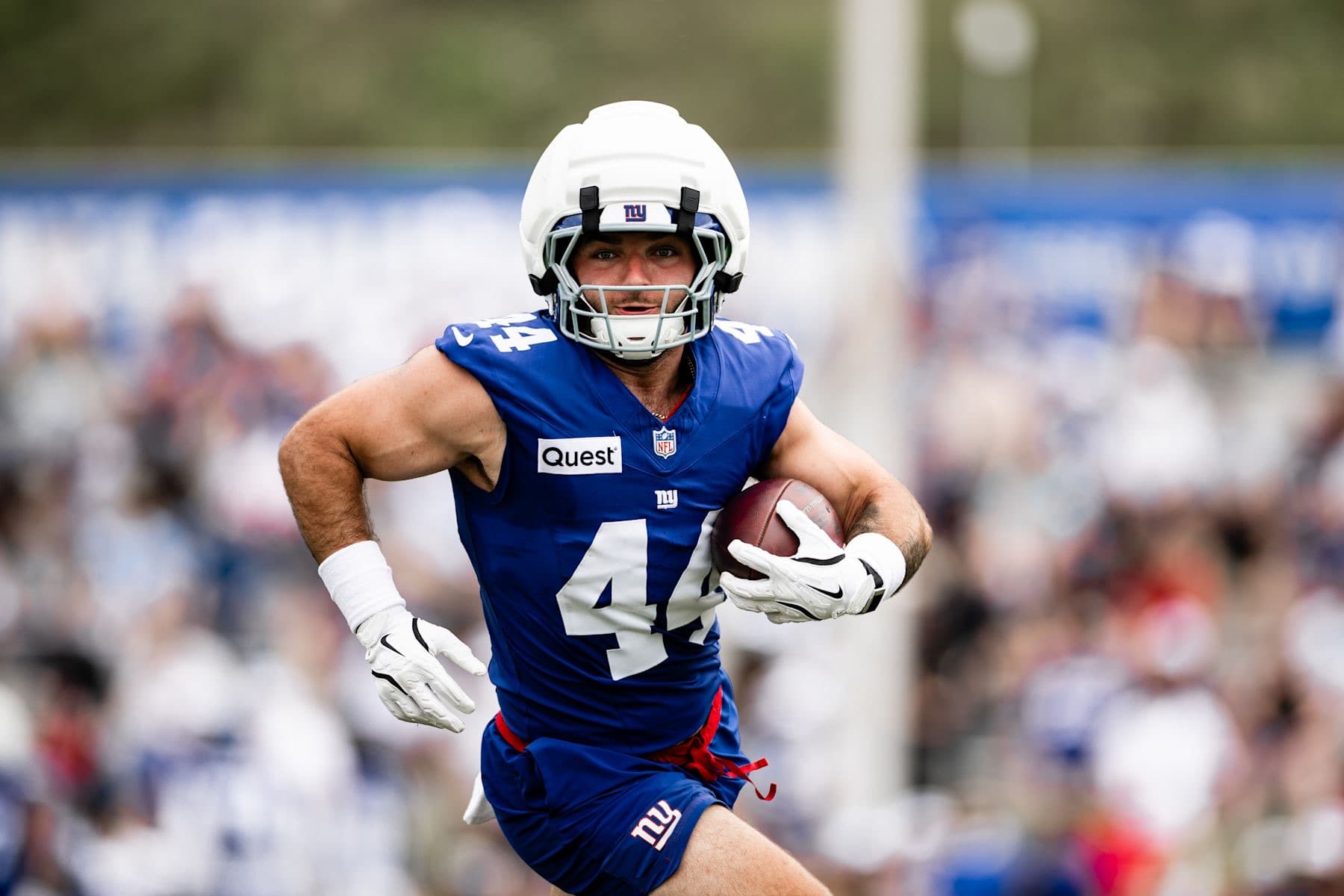 Cam Skattebo carrying the ball at New York Giants training camp in 2026